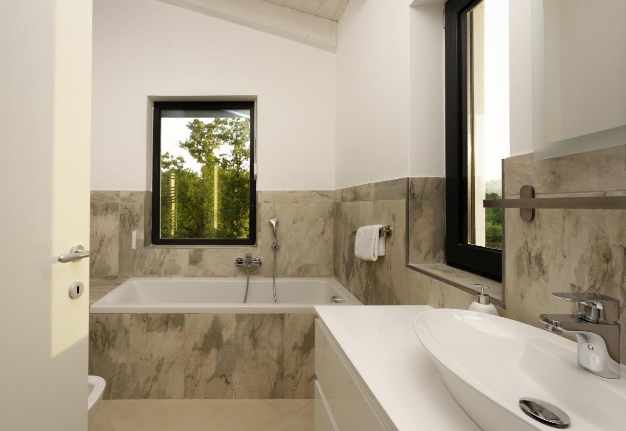 Sea View Villa Cala Royal Krnica Exterior photo